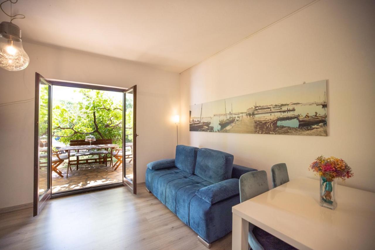 Apartments And A Room Ina ซาดาร์ ภายนอก รูปภาพ